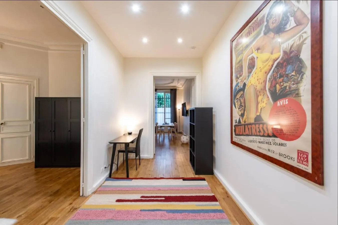 Apartment Geranimus Morland : Hearth Of *